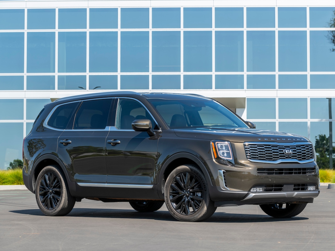 2020 Kia Telluride Vs 2020 Toyota Highlander Comparison Kelley Blue Book