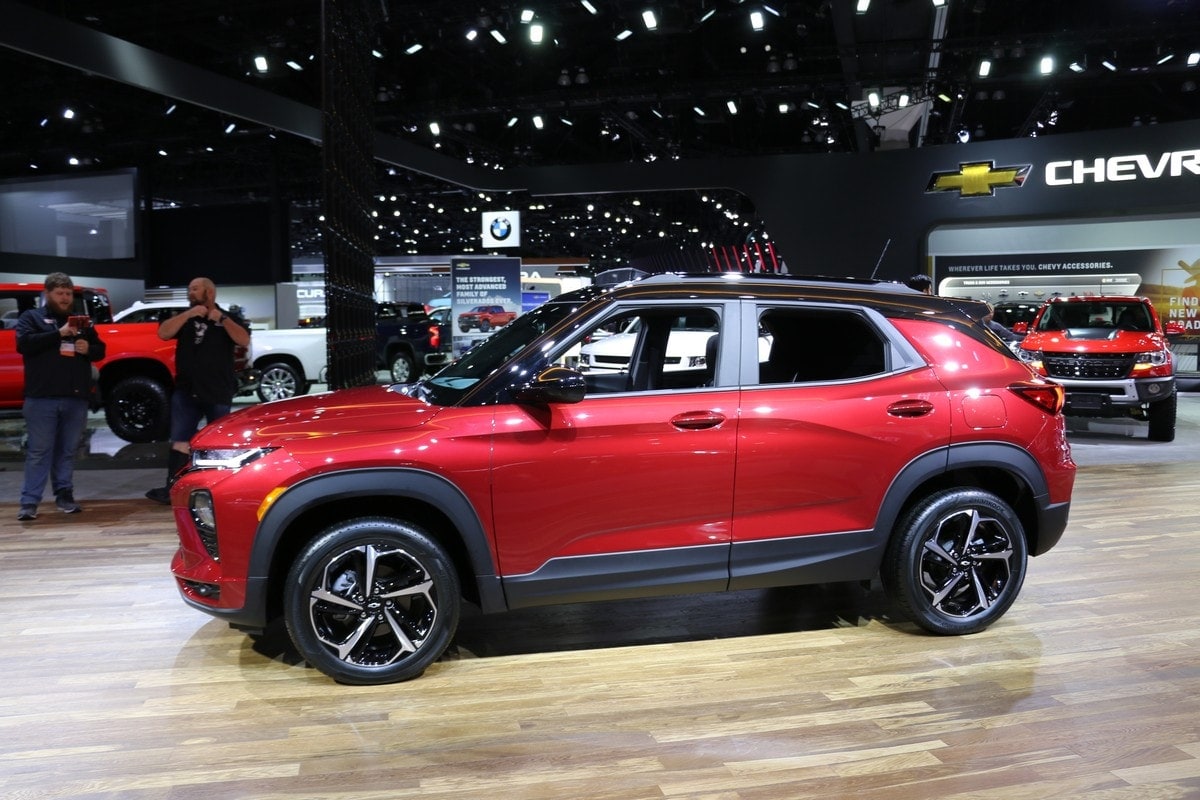 2021 chevrolet trailblazer first look  kelley blue book