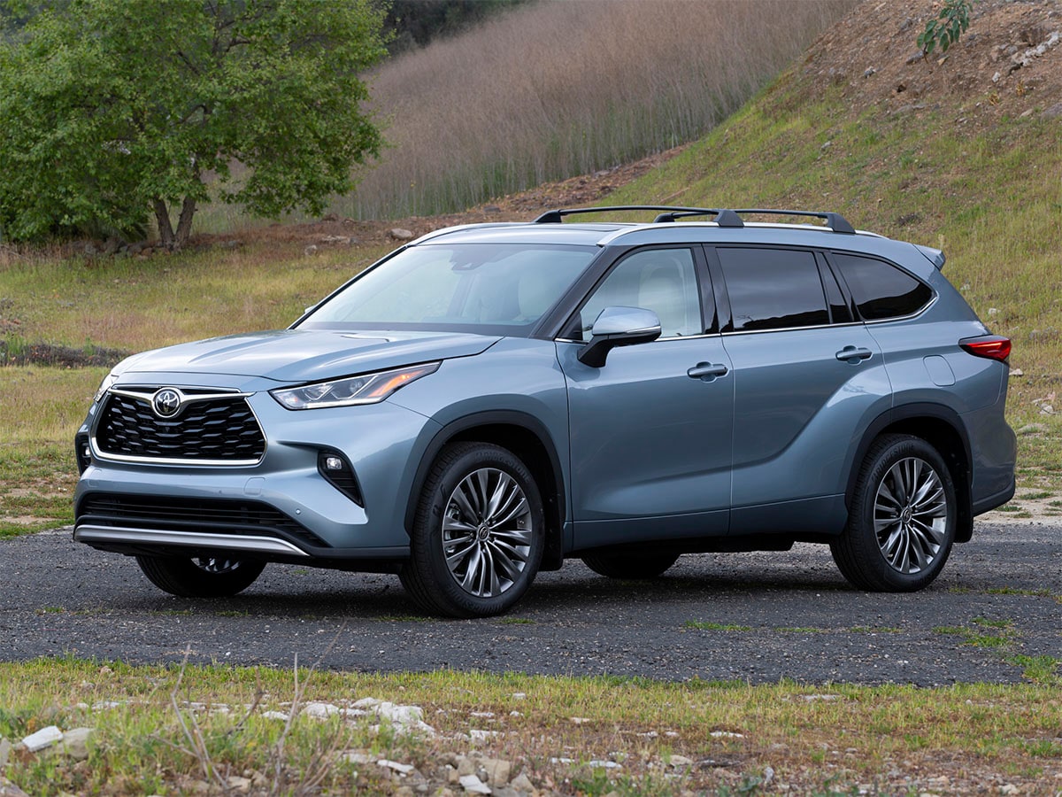 12 Best Family Cars 2020 Toyota Highlander Kelley Blue Book