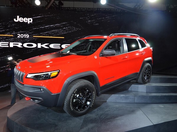 2019 Jeep Cherokee Updated Latest Car News Kelley Blue Book