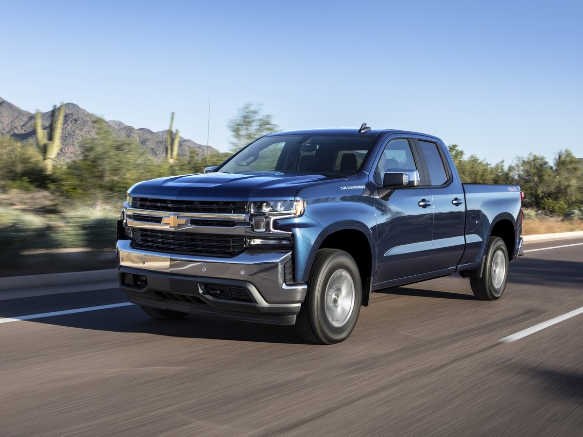 Blue Chevy Silverado >> 2019 Chevrolet Silverado 4 Cylinder Turbo First Review Blue Chevy Silverado >> 2019 Chevrolet Silverado 4 Cylinder Turbo First Review