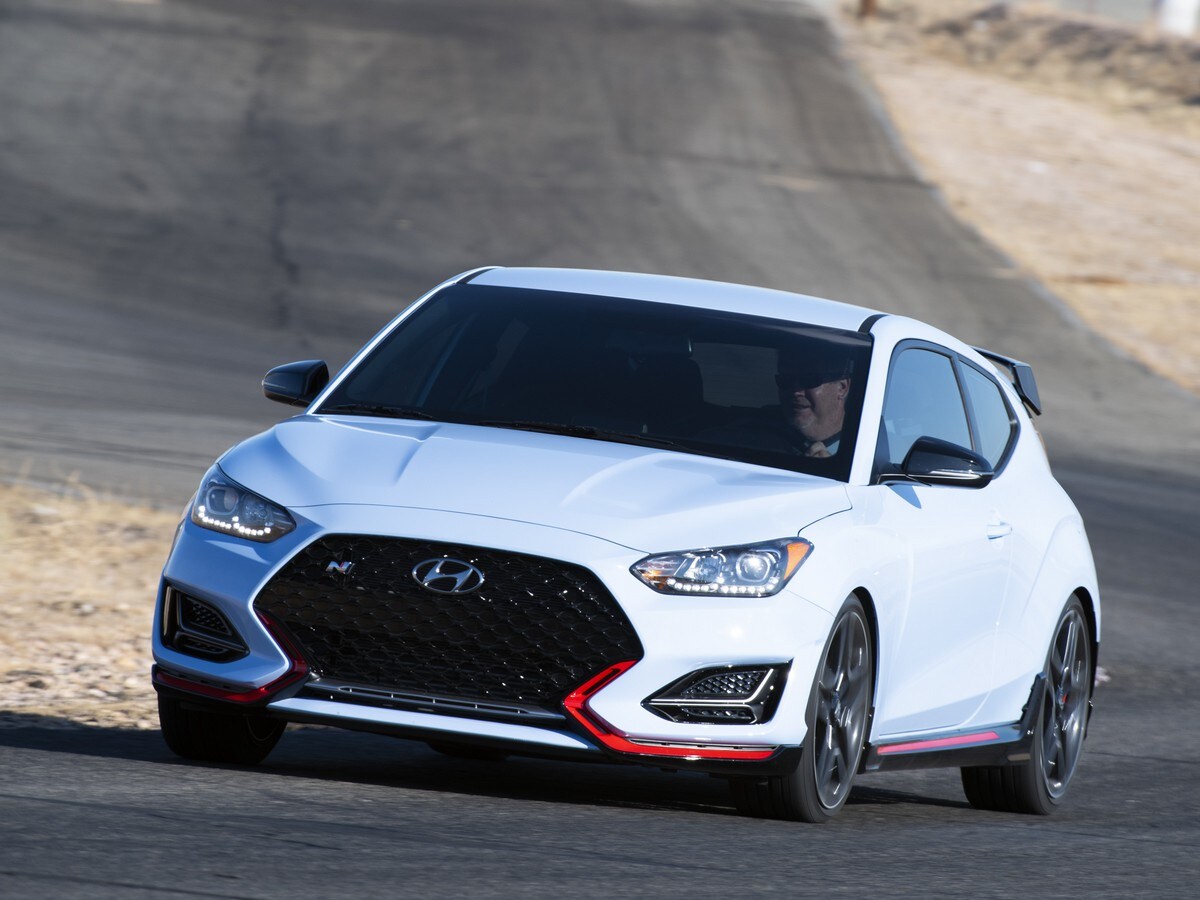 2019 Hyundai Veloster N Versus 2019 Honda Civic Type R