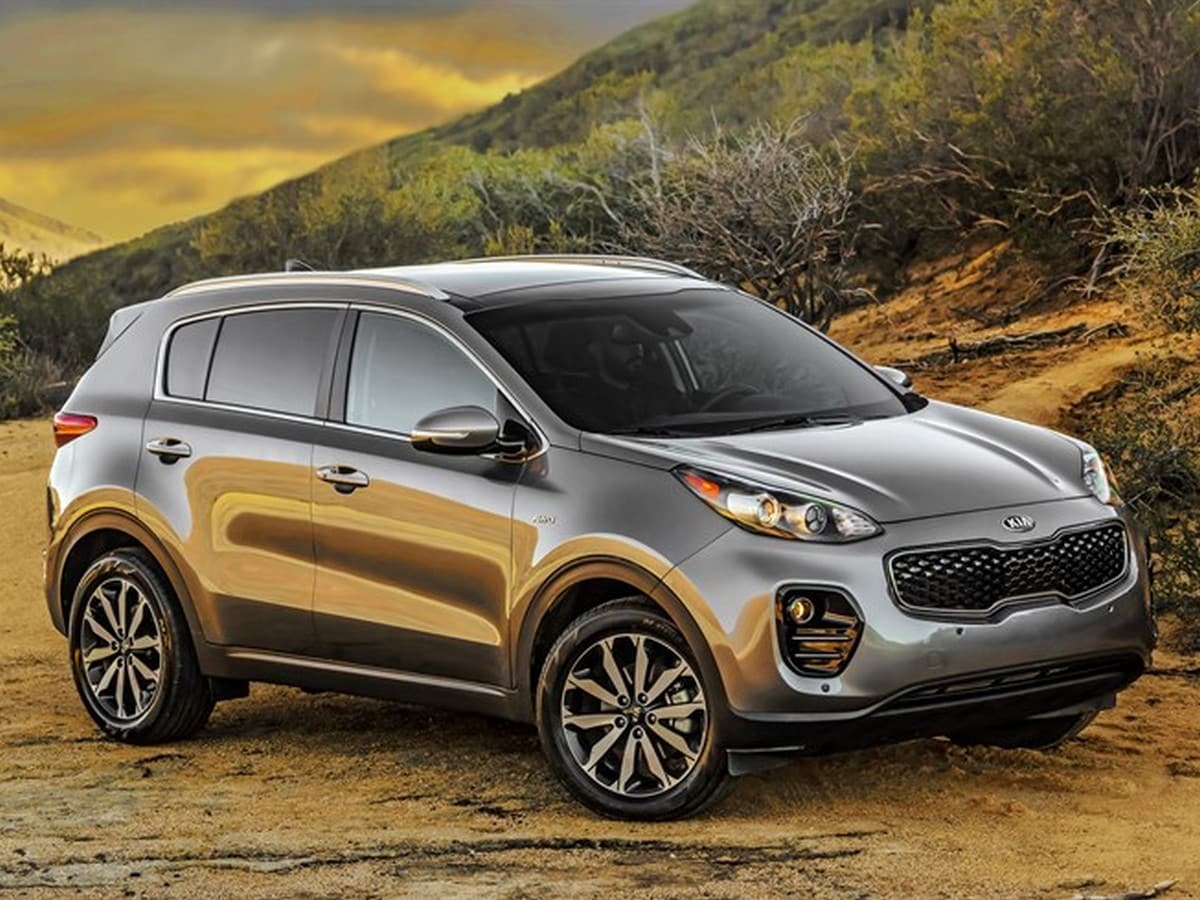 2018 Kia Niro vs. 2018 Kia Sportage Comparison Kelley Blue Book