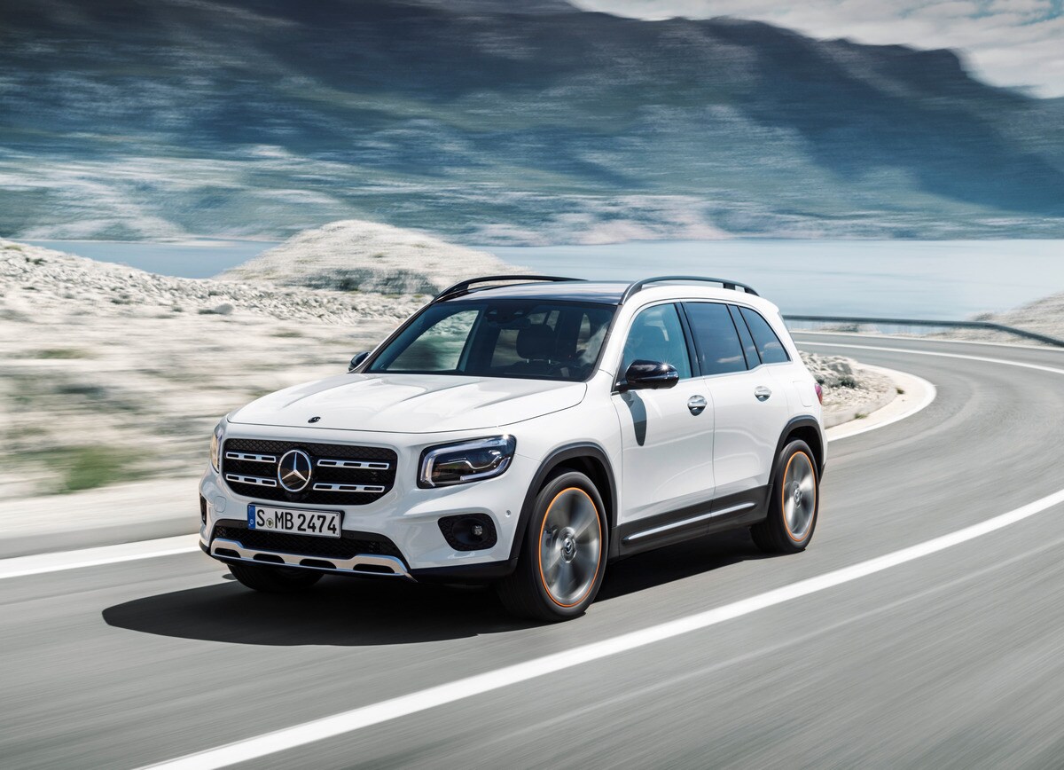 2020 Mercedes Benz Glb 250 First Look Latest Car News