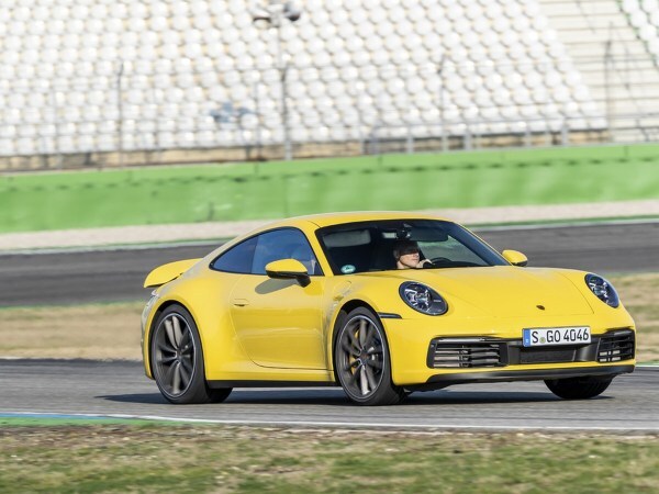 10 Cool New Features on the Redesigned 2020 Porsche 911 | Kelley Blue Book