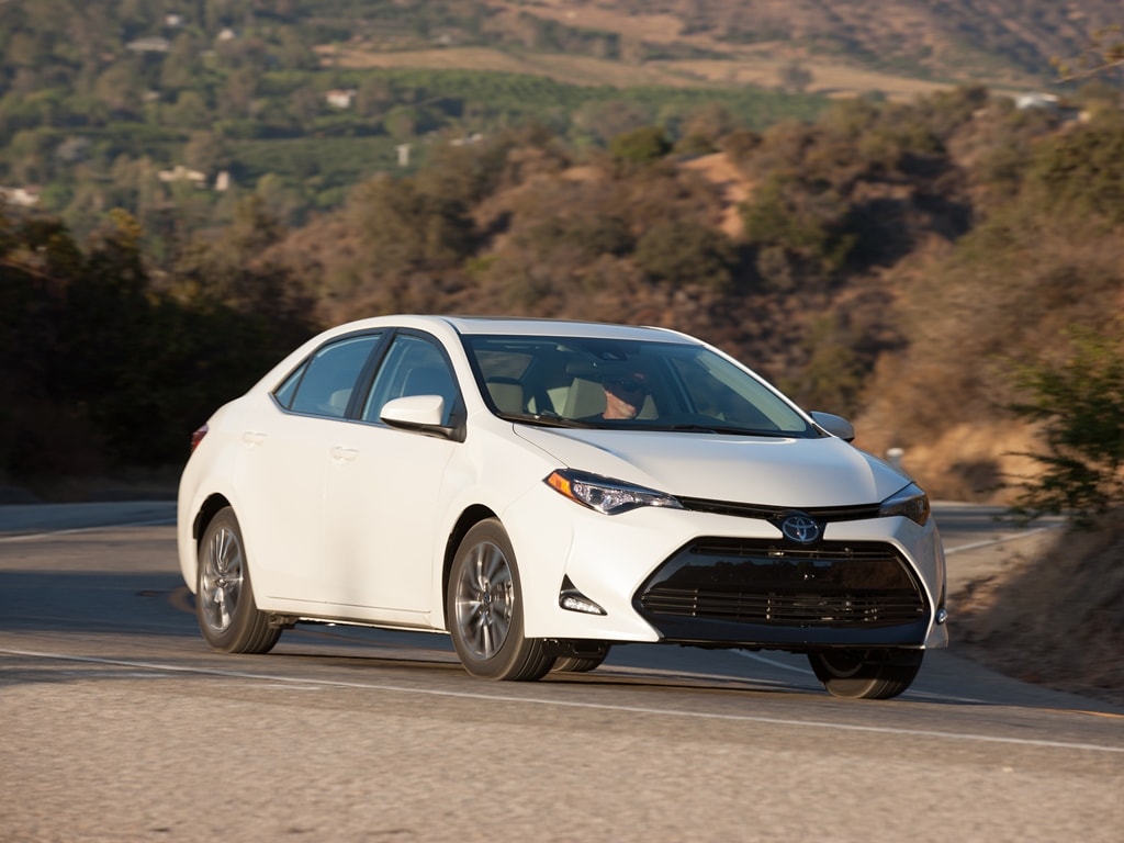 2019 Hyundai Elantra Vs 2019 Toyota Corolla Comparison