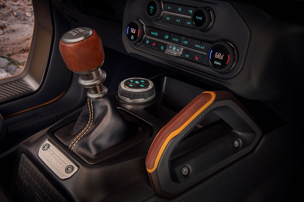 2021 Ford Bronco gear shifter.