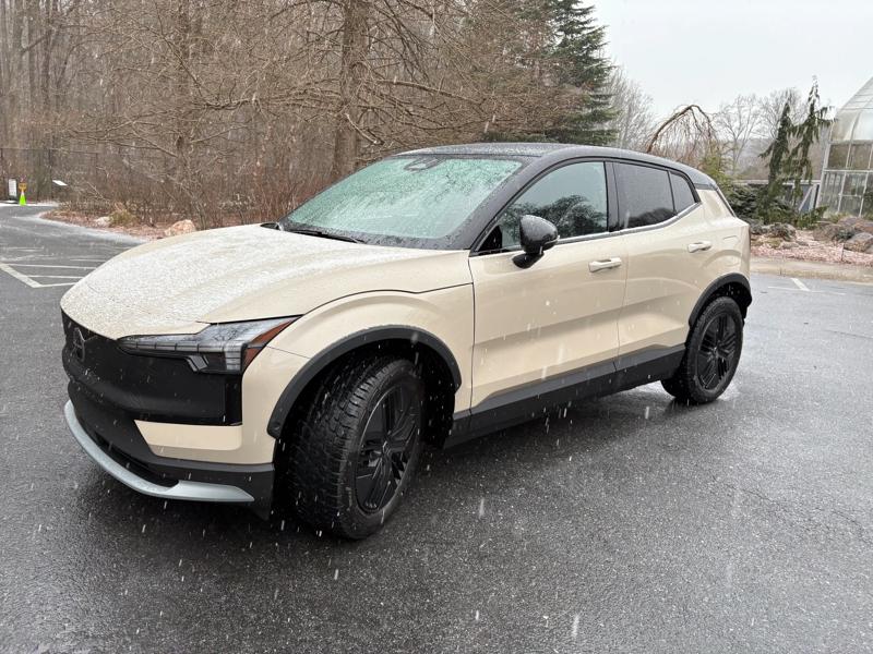 Electric Cars That Come with Free Charging in 2026