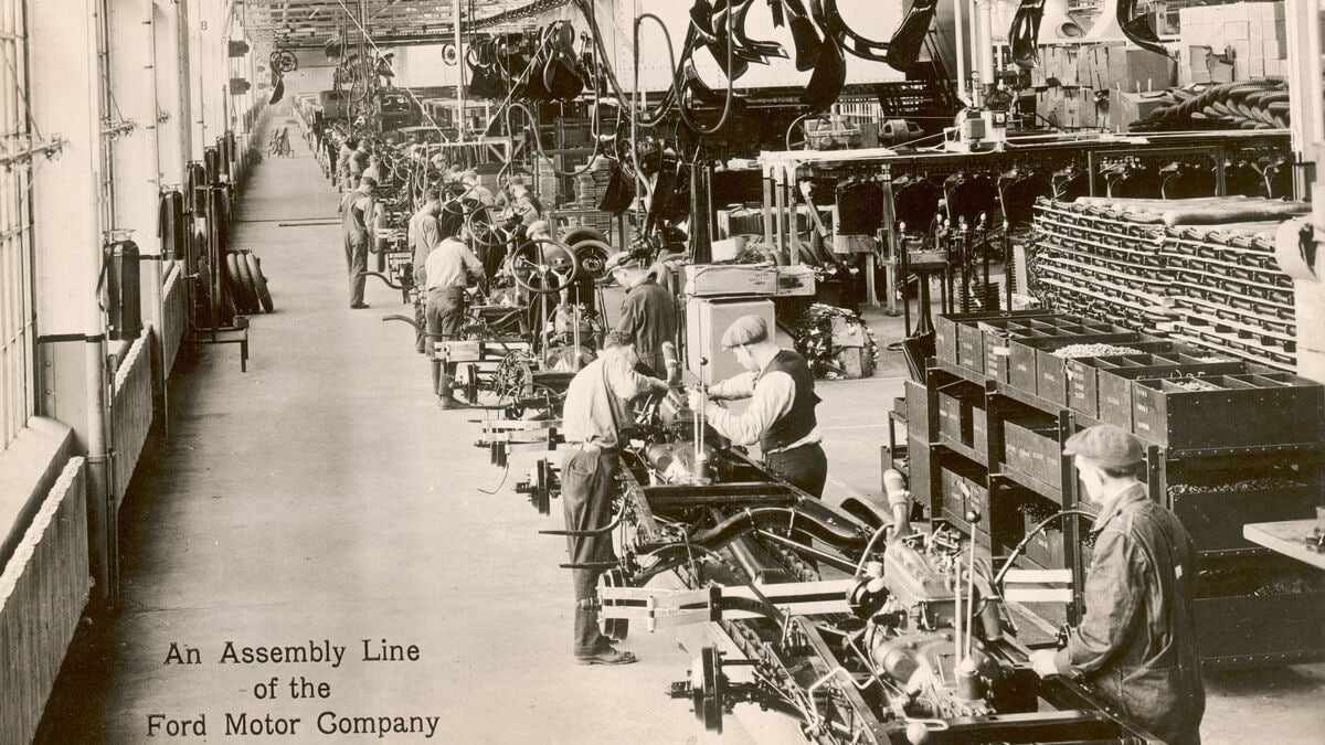 Top Automotive Innovations of the Past 100 Years – 1920s: Closed Bodies