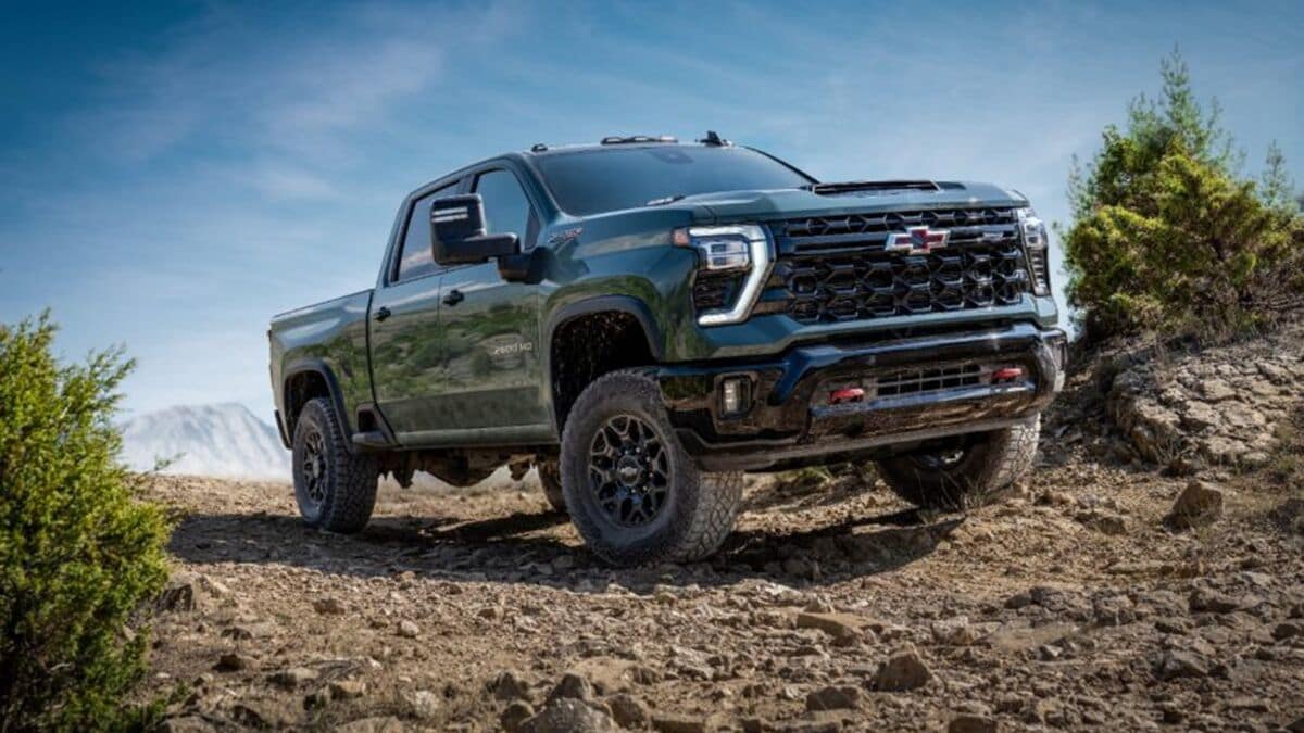 GM’s New Duramax Diesel Tops Ford’s Super Duty Offerings