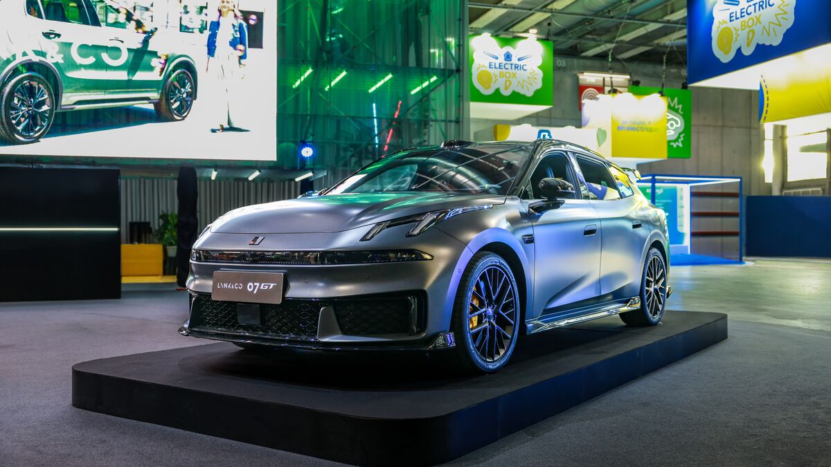 Paris Exhibit Shows Why American Automakers Fear China
