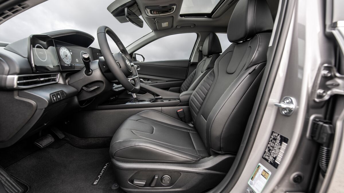 Our 3 Favorite Things About the 2026 Hyundai Elantra