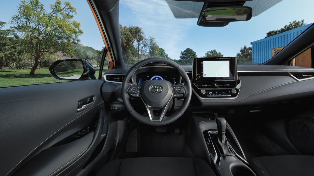 2027 Toyota Corolla Hatchback: New Screens, White Wheels