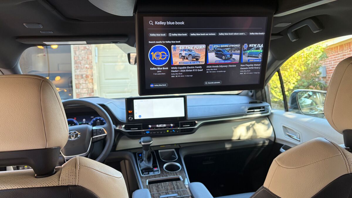 The TV in a 2026 Toyota Sienna Platinum trim.