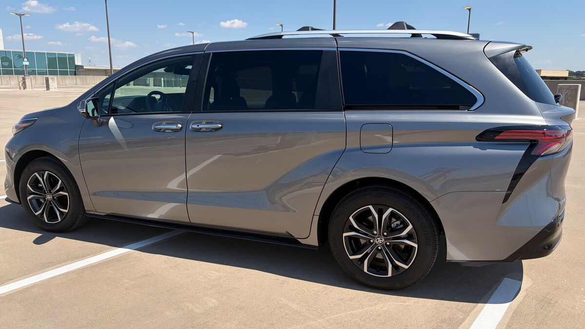 A 2026 Toyota Sienna Platinum trim from the driver's side view.