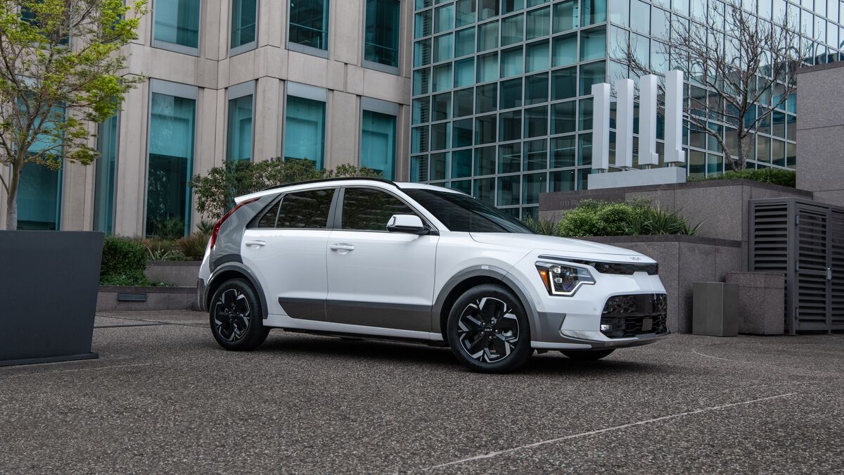 2026 Kia Niro EV parked by a building.