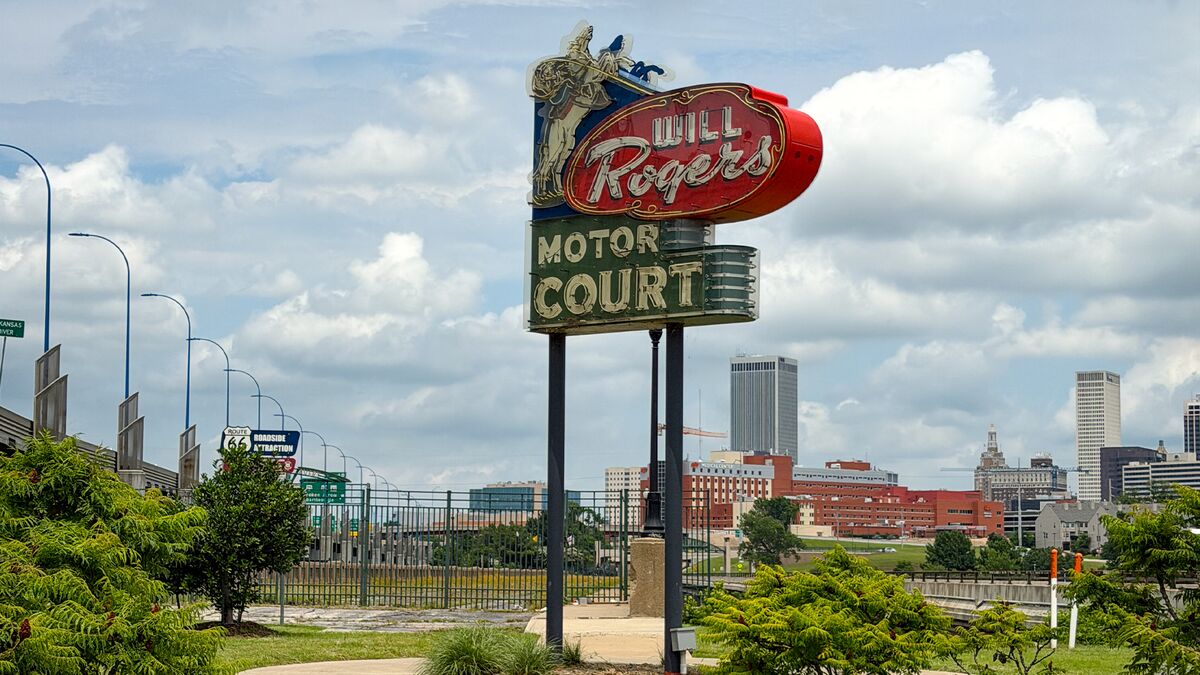 Tulsa’s Route 66 Capital Cruise Smashes Guinness Classic Car Record
