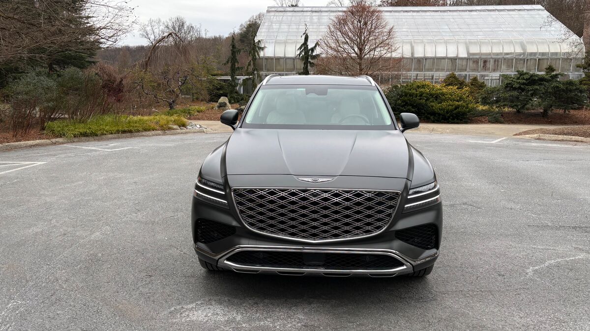 Driving the 2026 Genesis GV80 3.5T Prestige AWD - Kelley Blue Book