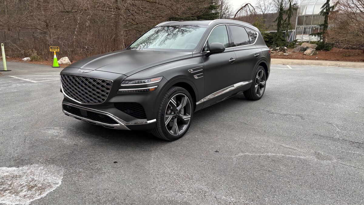 Driving the 2026 Genesis GV80 3.5T Prestige AWD - Kelley Blue Book