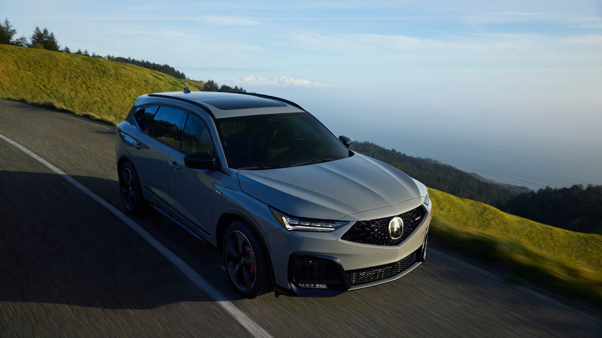 2026 Acura MDX vs. 2026 Buick Enclave Comparison