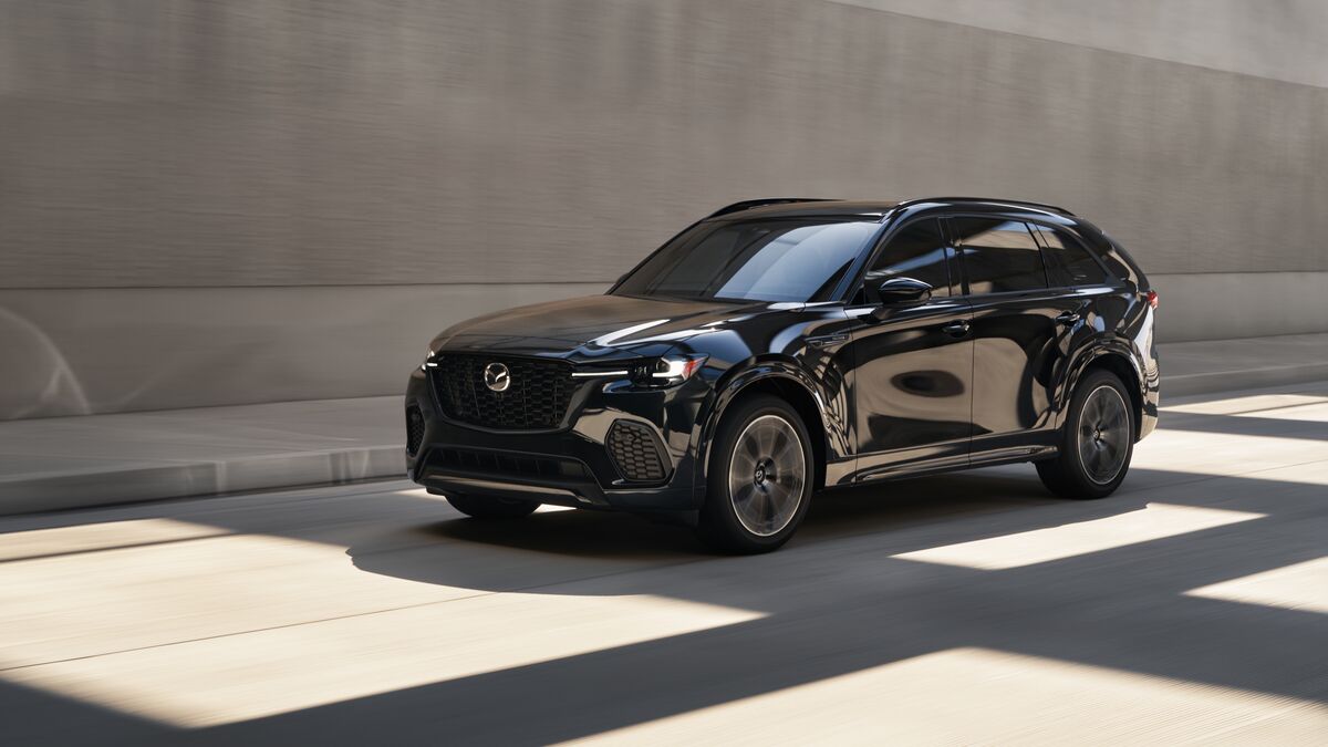 2026 Mazda CX-70 PHEV vs. 2026 Toyota RAV4 Plug-in Hybrid Comparison