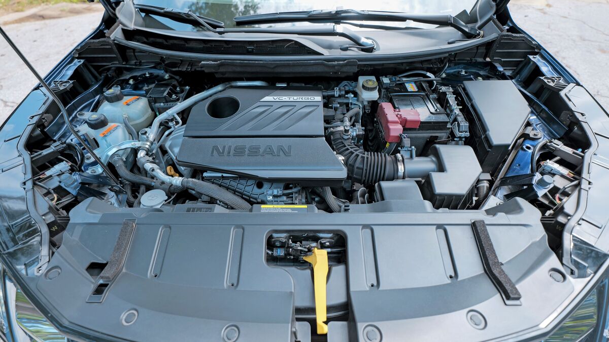 2025 Nissan Rogue Platinum engine