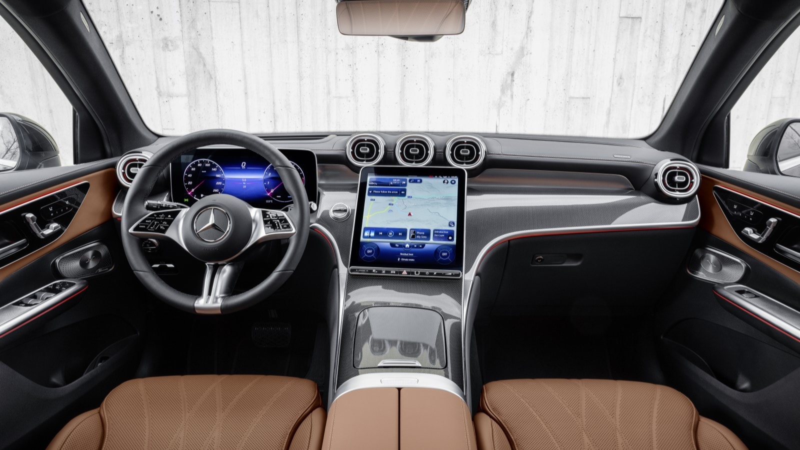 The interior of the 2023 Mercedes-Benz GLC