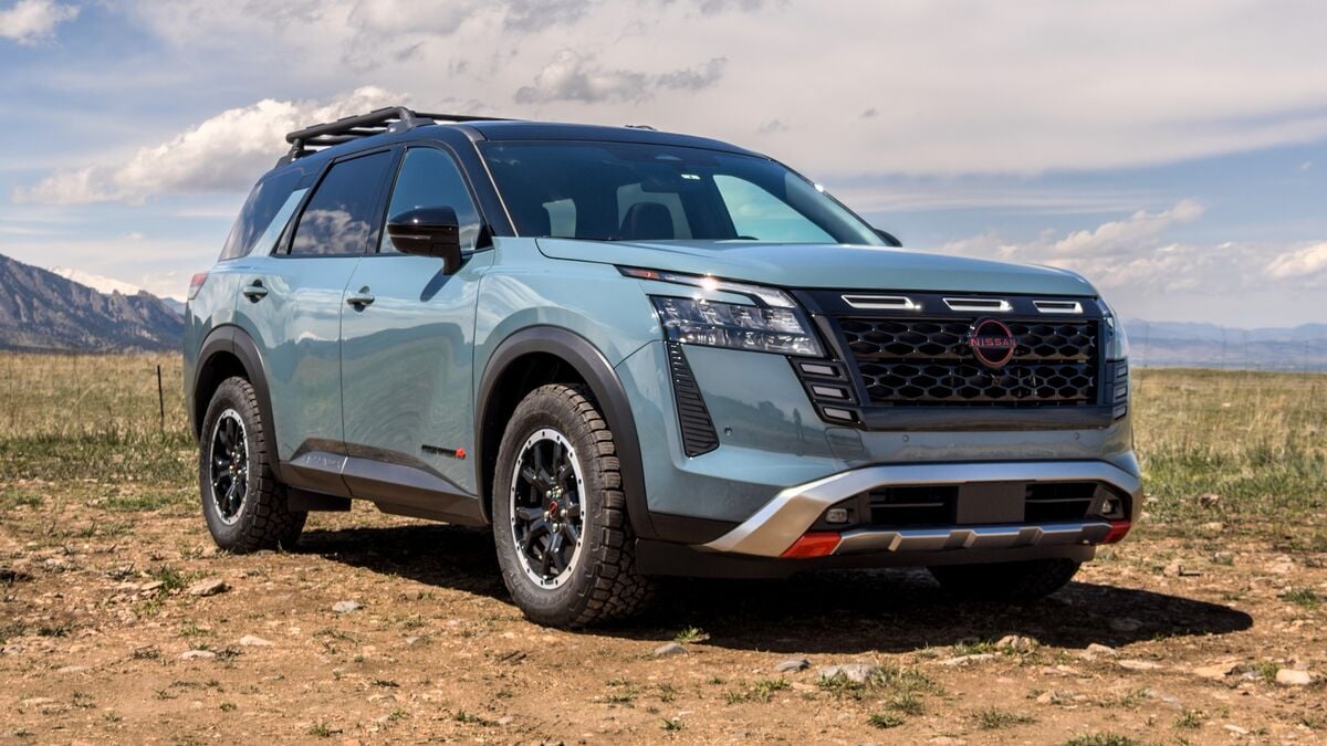 2026 Nissan Pathfinder Rock Creek front 3 quarter passenger side.