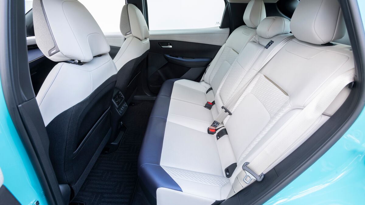 Let’s Take a Look Inside the 2026 Nissan Leaf