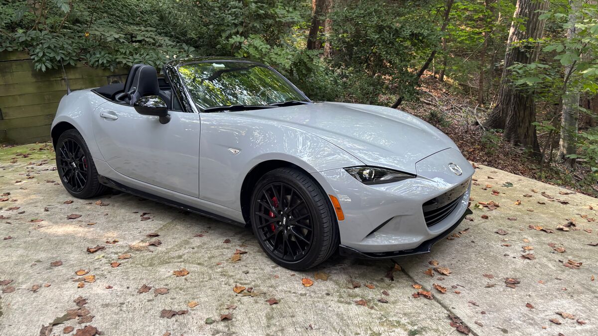 Driving the 2025 Mazda MX-5 Miata Club - Kelley Blue Book