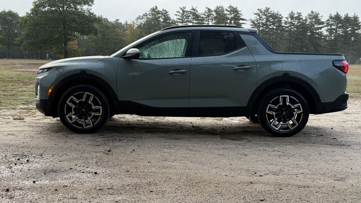 Hyundai Santa Cruz: Small Trucks Can Still Do Big Things – Just Differently