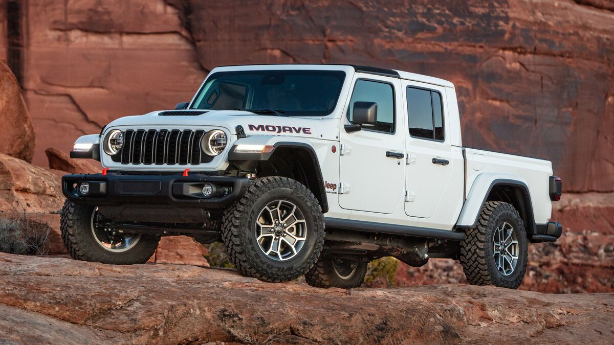 2025 Jeep Gladiator Mojave in Moab.