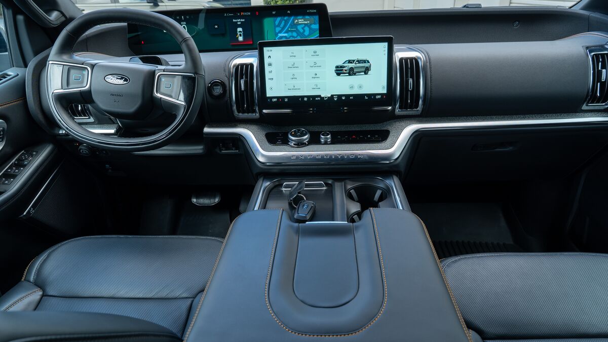 Interior dash view of a 2025 Ford Expedition Tremor