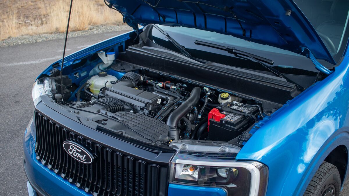 Ford Maverick Lobo engine under the hood