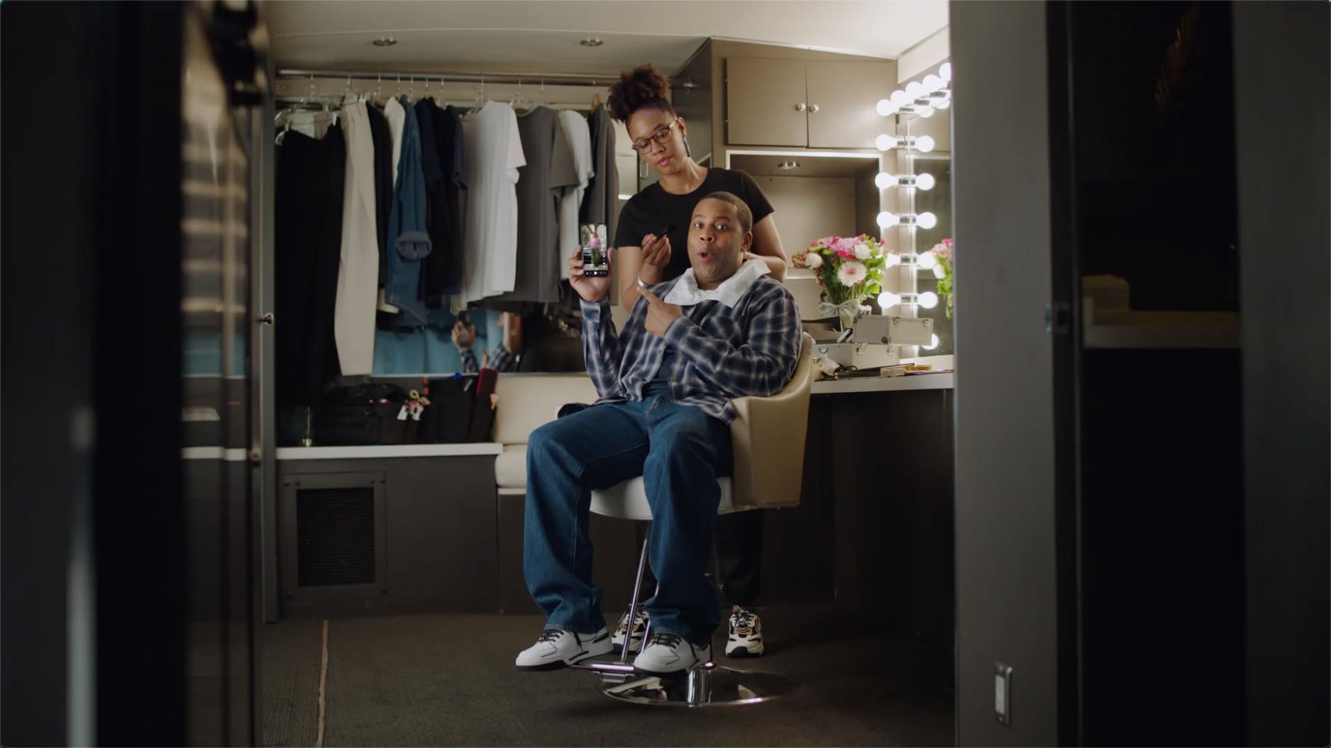 15-second commercial featuring Kenan Thompson: Personalize your car payments with Kelley Blue Book My Wallet