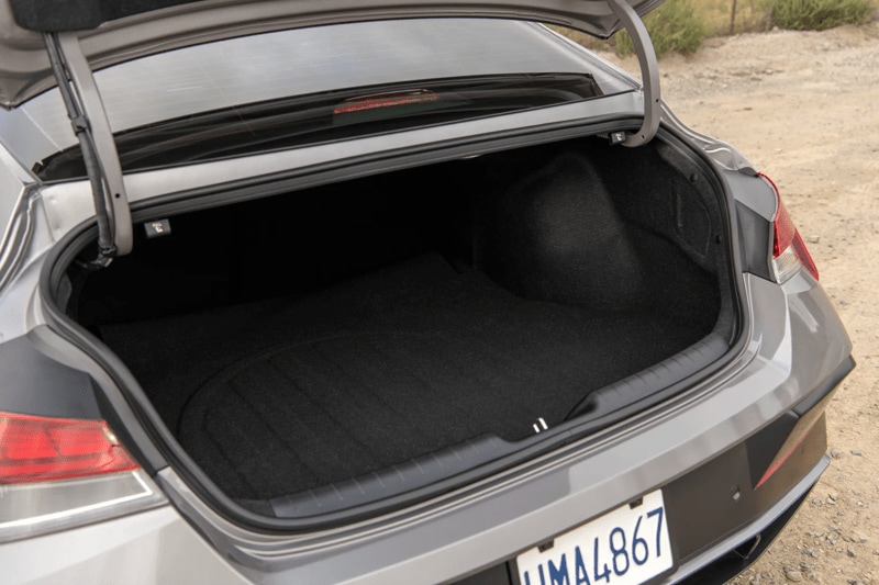 Let’s Take a Look Inside the 2026 Hyundai Elantra