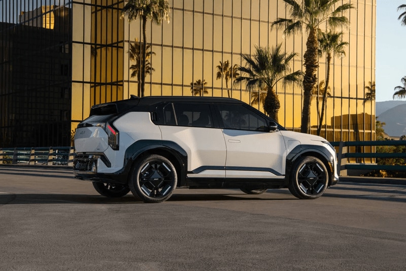 Kia Unveils All-New 2027 EV3