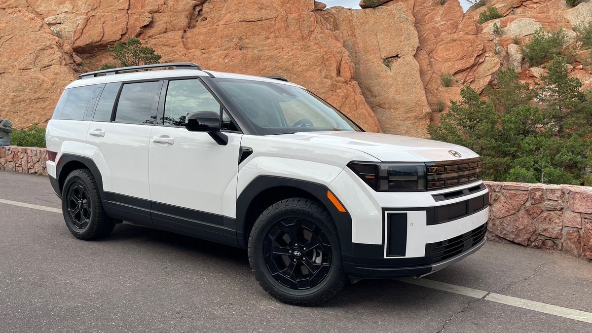  2025 Hyundai Santa Fe