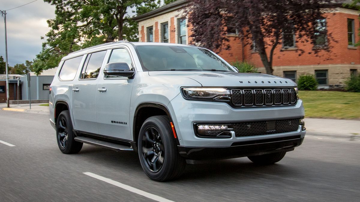 2025 Jeep Wagoneer L Carbide