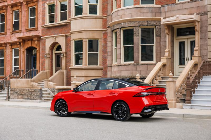 2026 Nissan Sentra rear 3/4 left.