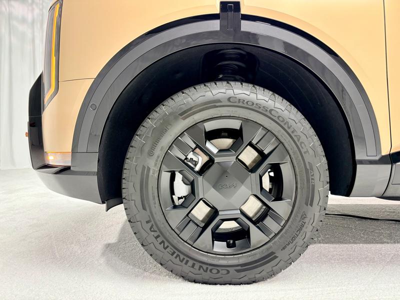 2027 Kia Telluride Flexes a Bigger, Bolder SUV Bod