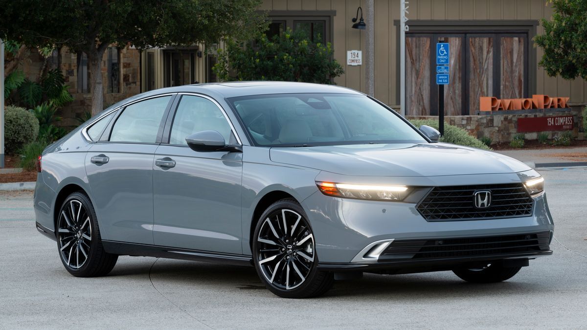 2025 Honda Accord Hybrid