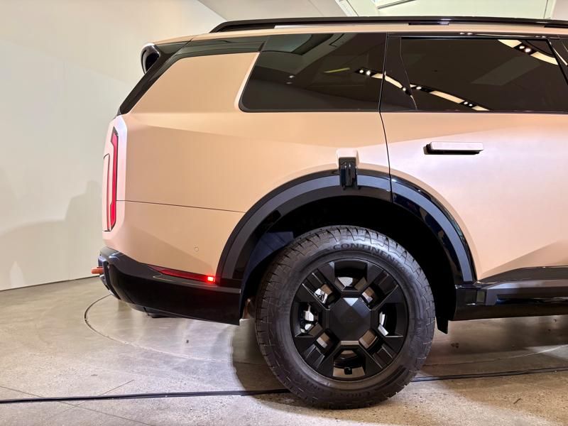 2027 Kia Telluride Flexes a Bigger, Bolder SUV Bod