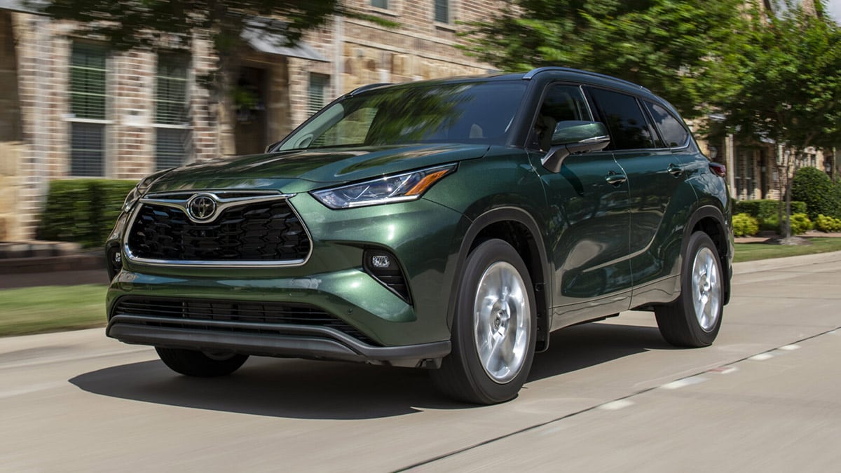 2026 Hyundai Santa Fe vs. 2026 Toyota Highlander Comparison