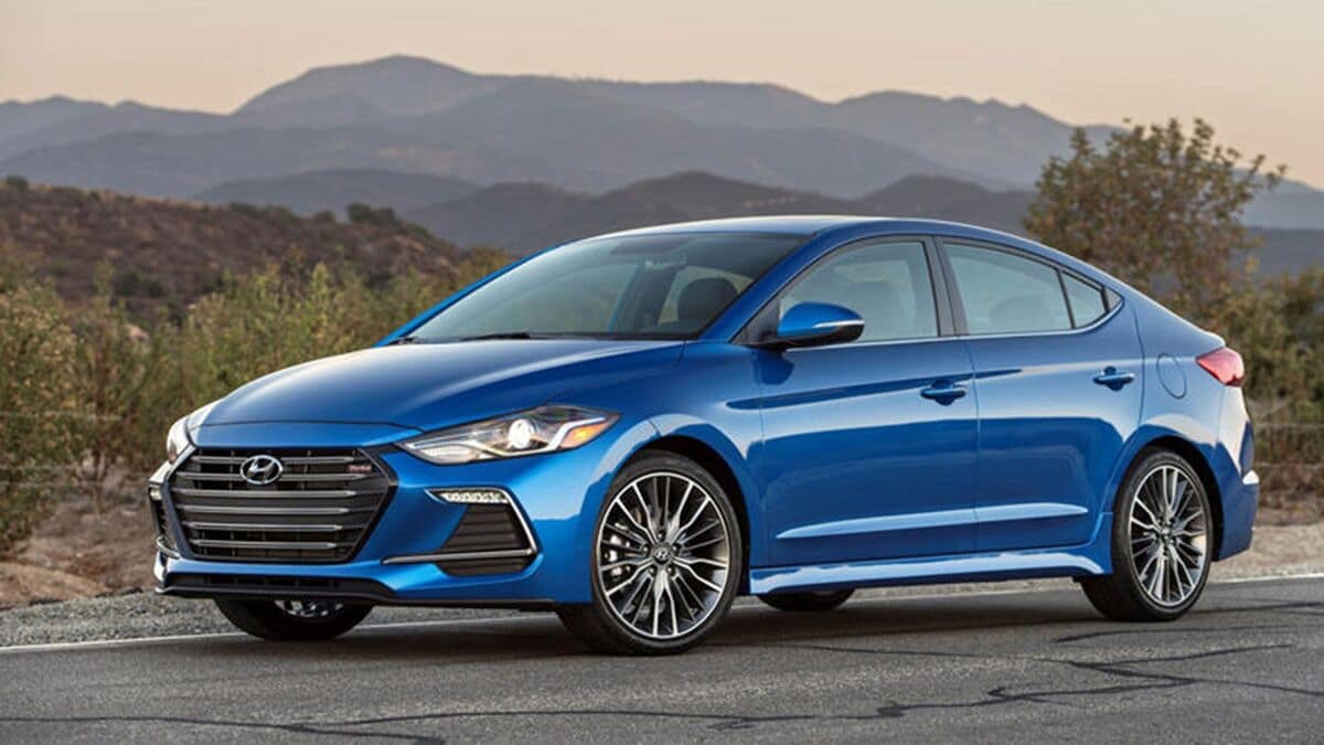 2018 Hyundai Elantra Profile in Metallic Blue