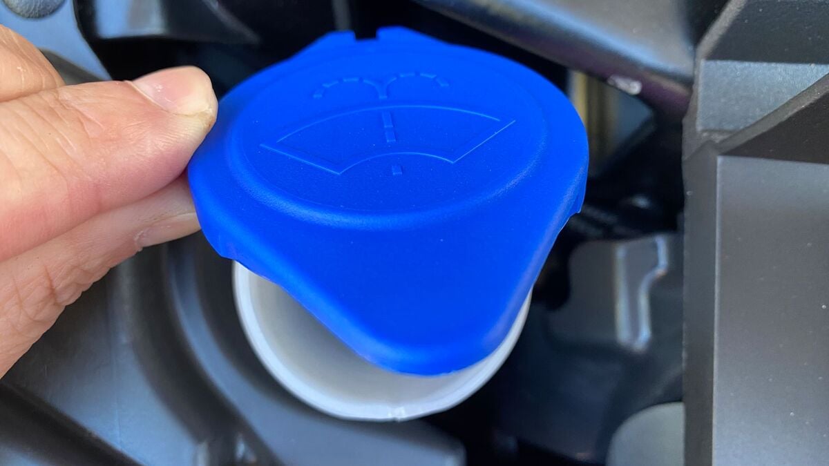 Filling windshield fluid in Ford F-150 Lariat