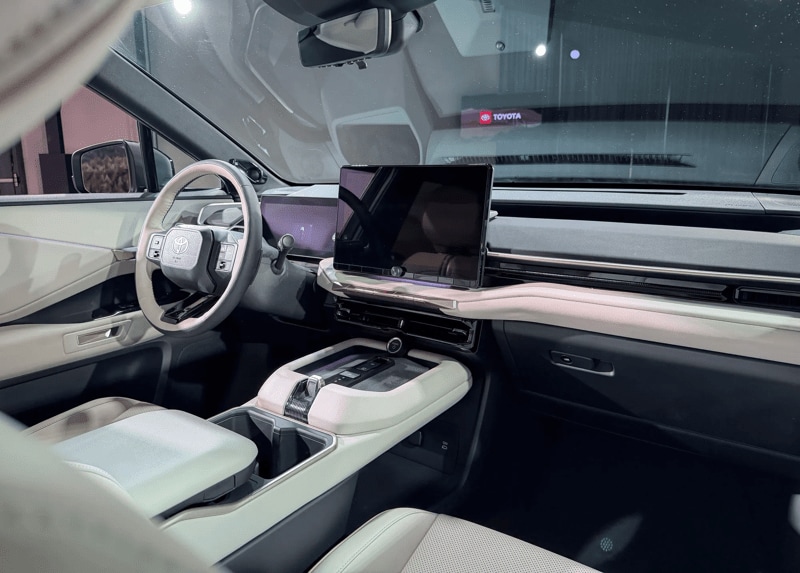 2027 Toyota Highlander light interior front instrument panel