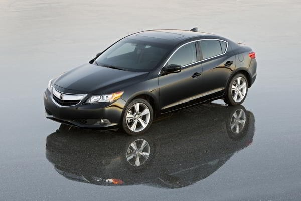 2013-acura-ilx_6841650663_o-1