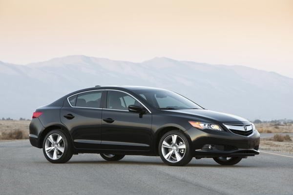 2013-acura-ilx_6841650707_o-1