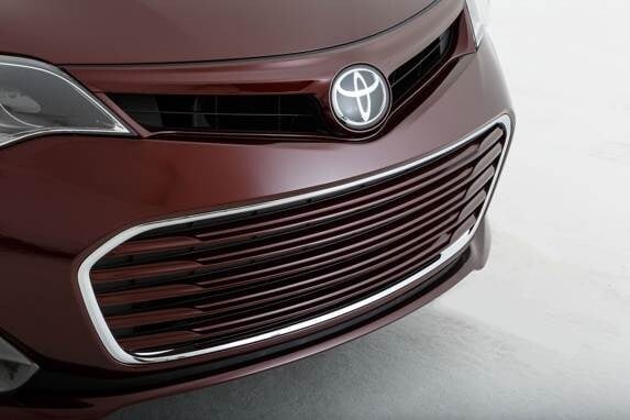 2012sema_avalonburgundy008-600-001